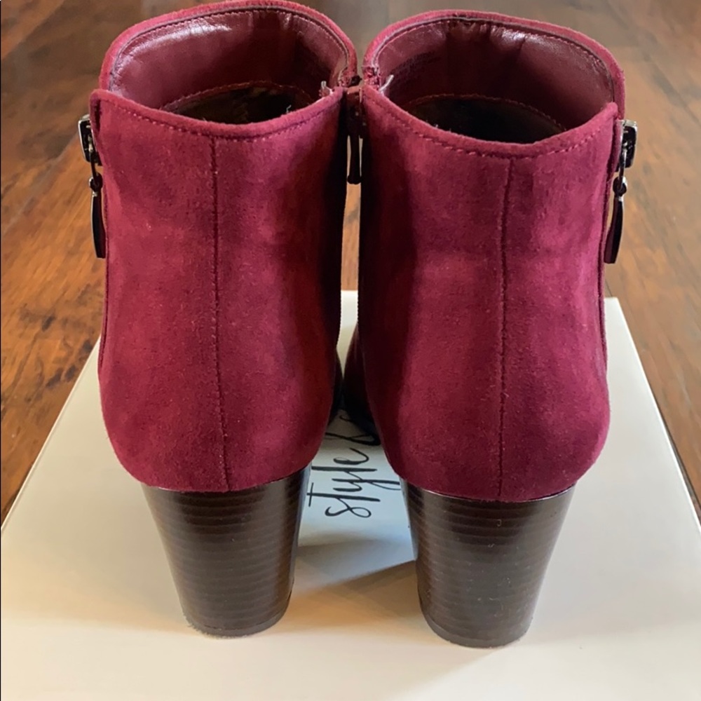 STYLE & Co Booties - Picture 6 of 7